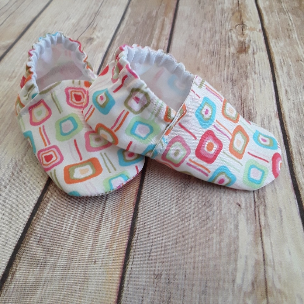 Handmade Boutique adorable baby shoes size 6/9 mos